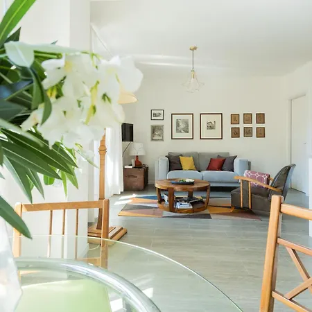 Romantic Pier By Rent * Carate Urio