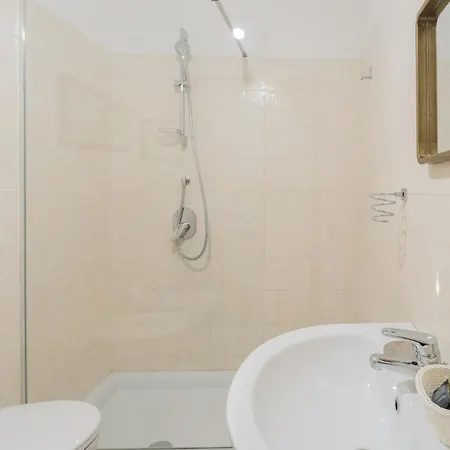 Romantic Pier By Rent Apartment Carate Urio