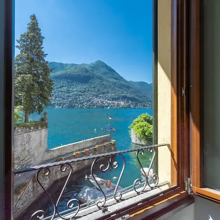 Romantic Pier By Rent Carate Urio