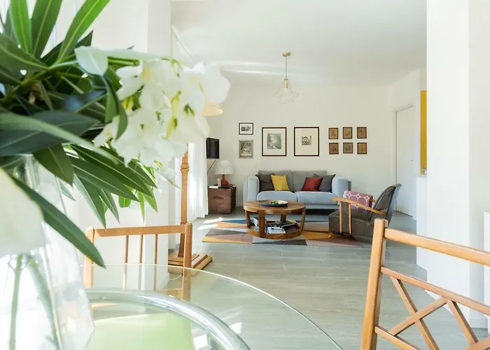 Romantic Pier By Rent Apartament Carate Urio