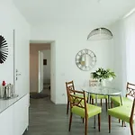 Romantic Pier By Rent * Carate Urio