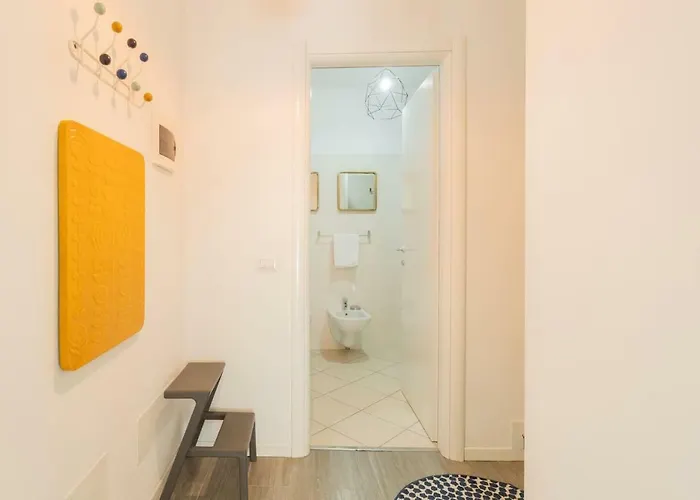Romantic Pier By Rent Appartement Carate Urio