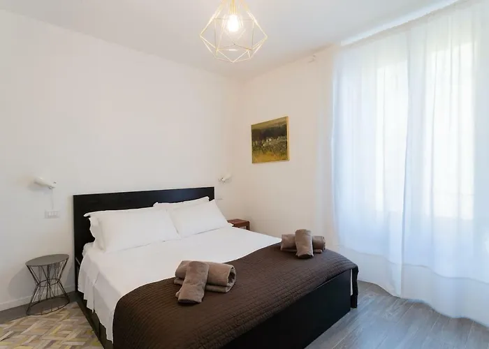 Romantic Pier By Rent Appartement Carate Urio